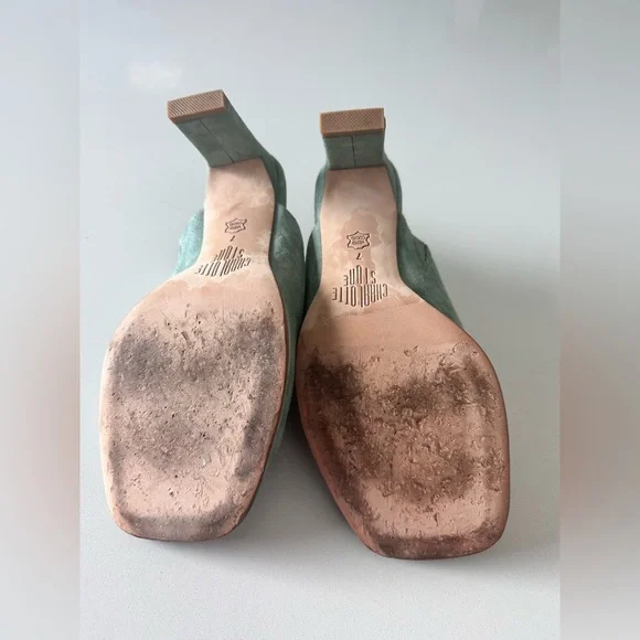 Light teal Charlotte Stone mules, size 7 - Picture 4 of 4